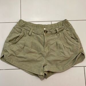 Aerie green shorts